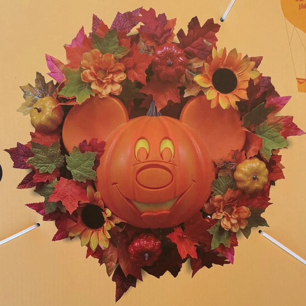 Disney (BRAND NEW) Autumn Mickey Mouse Pumpkin Wreath